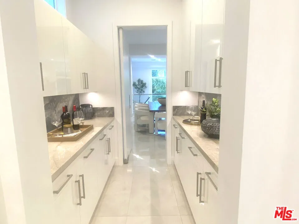 142 Union Jack Mall, Marina Del Rey, California 90292 home-pic-6